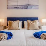 Harmonious&Well Decorated T3 Apt